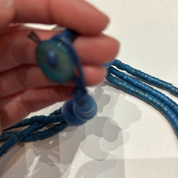NWT DECOUTURE 3 strand blue bead necklace - Picture 4 of 7